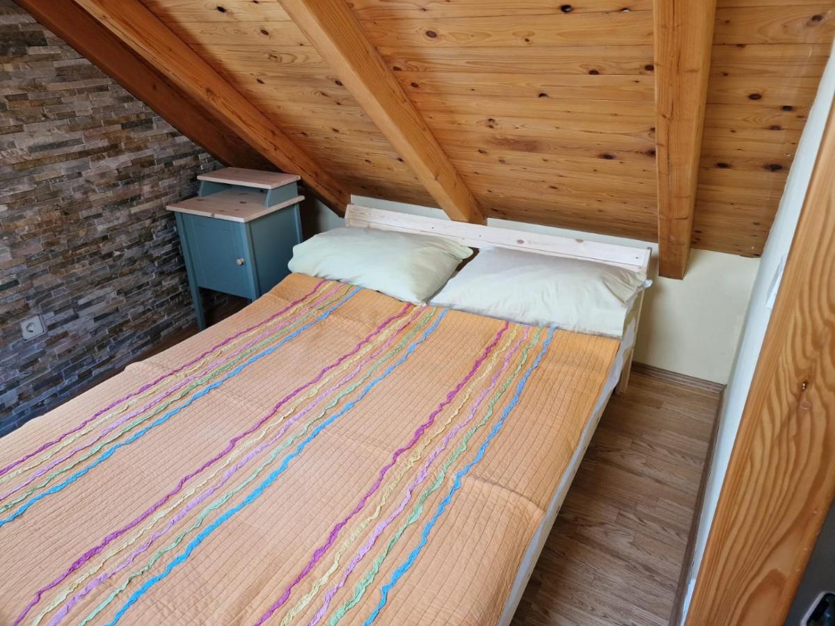 Appartamento House Riva Pirovac Esterno foto